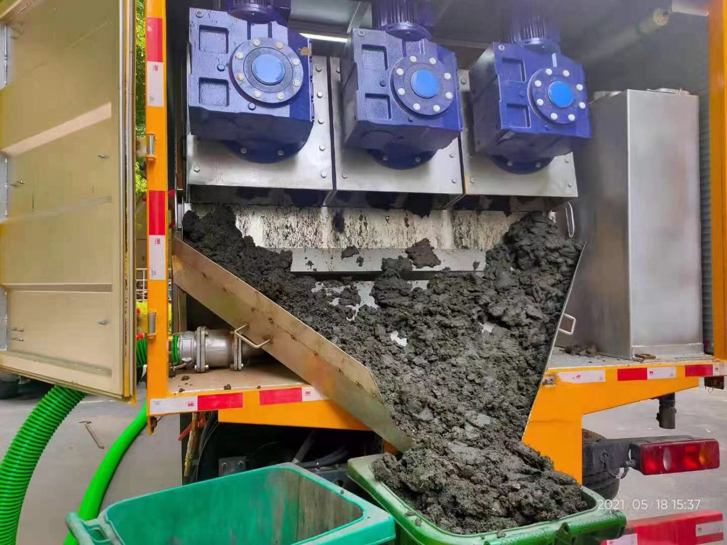 尖峰镇化粪池清掏城市维护站-泥浆净化干湿分离处理