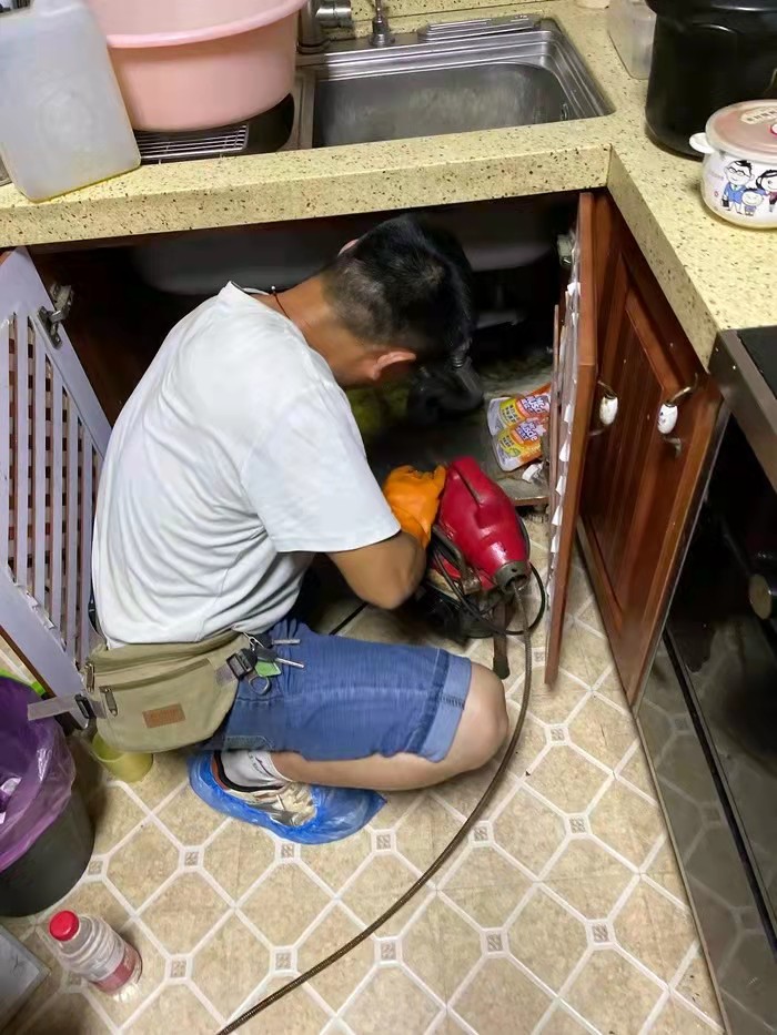 尖峰镇通下水道